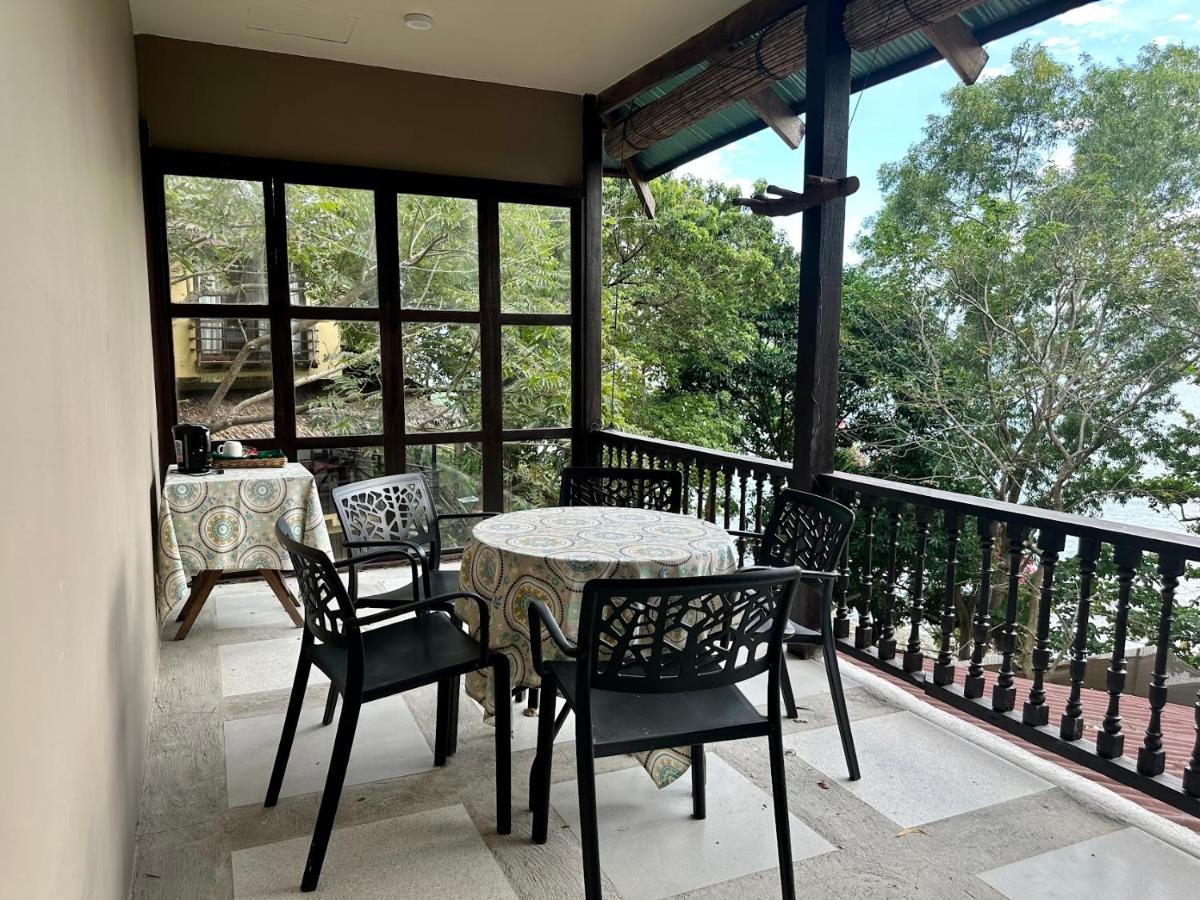 Bed and Breakfast Casita Ysabel Batangas Exterior foto