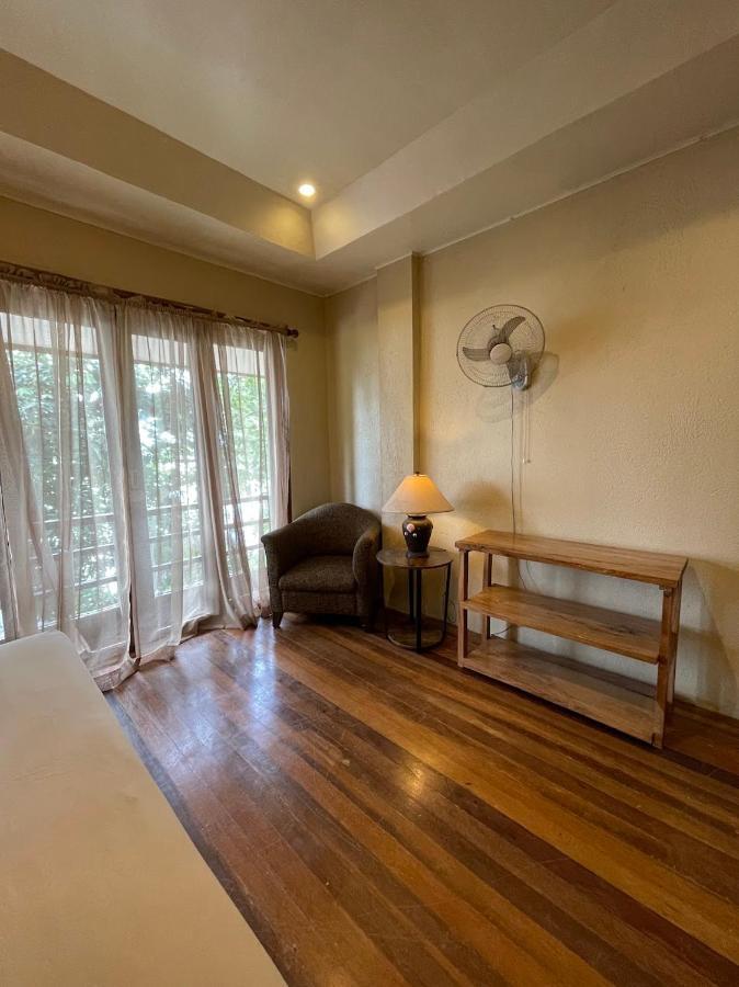 Bed and Breakfast Casita Ysabel Batangas Exterior foto